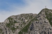 30 Zoom in cima di Corna Piana (2310 m)